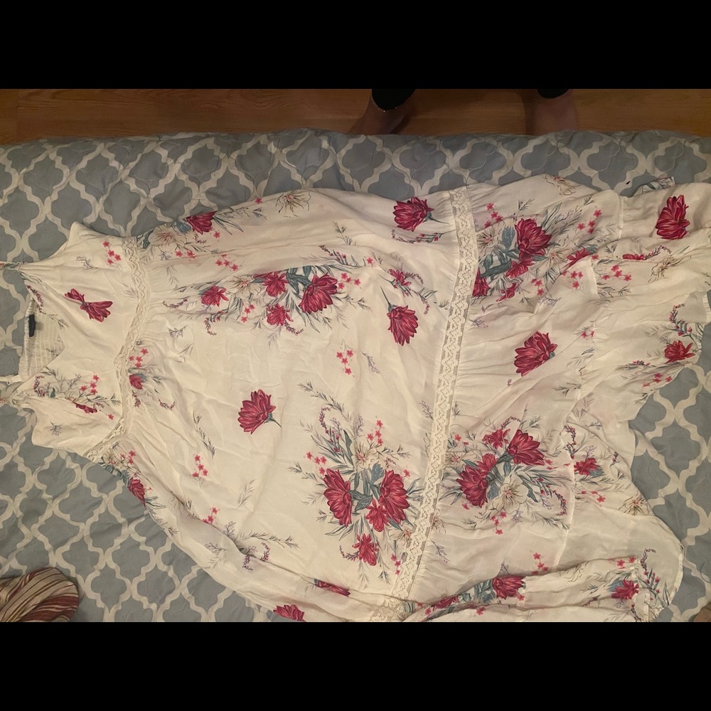 Maxi flower dress